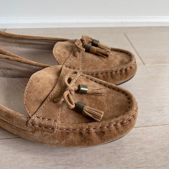 Women's Tan Suede Loafers G.H. Bass & Co. - Picture 2 of 4